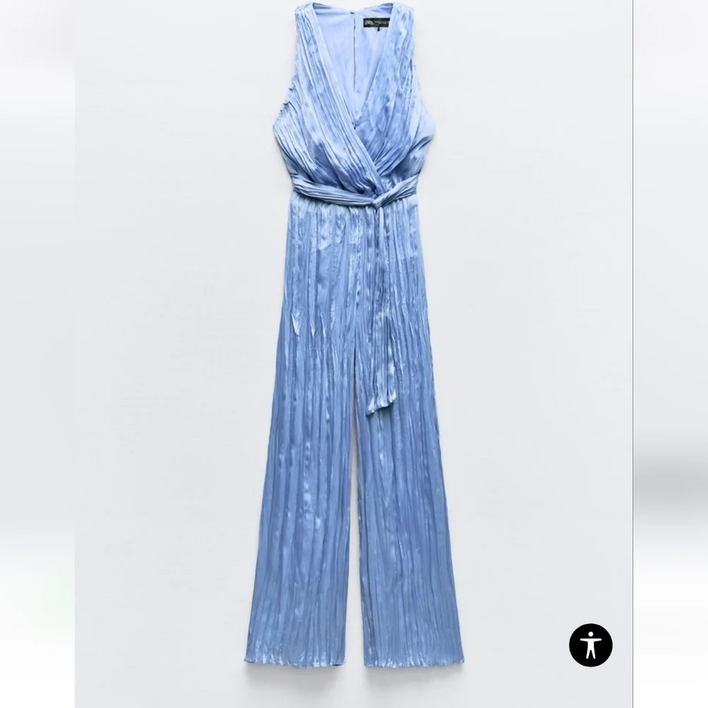 Zara NWTs Satin Jumpsuit With Wrinkled Effect - Picture 4 of 10